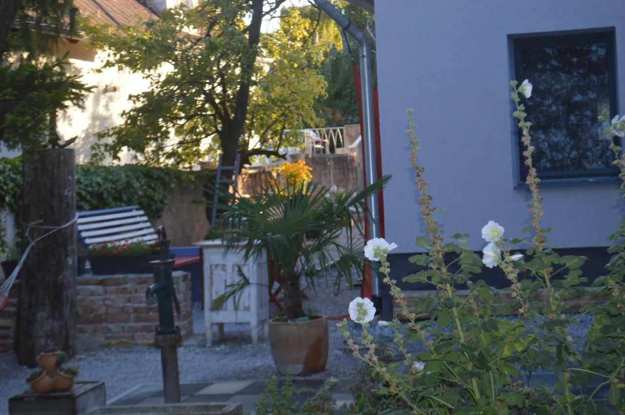 Bootshaus Villa Eisenstadt Exterior photo